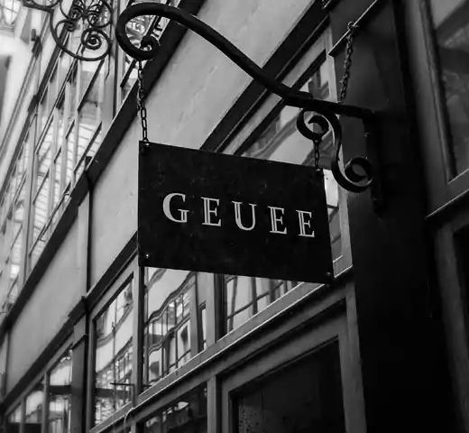 About Us - GEUEE